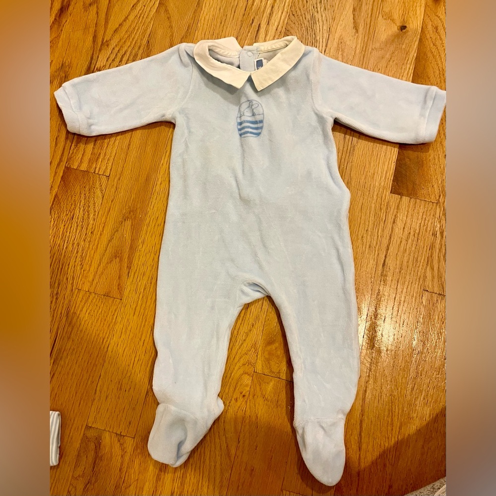 jacadi light blue footie with bunny design 3M